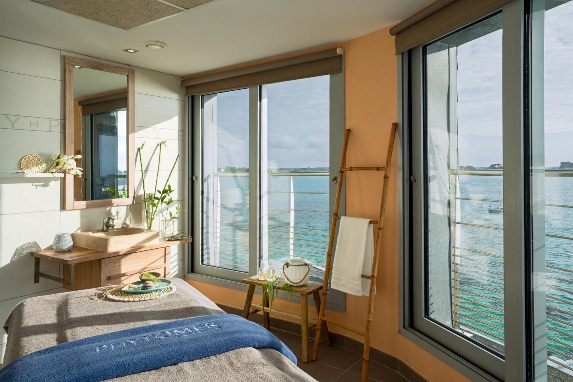 Hotel Valdys Thalasso & Spa - Beau Rivage Roscoff Buitenkant foto